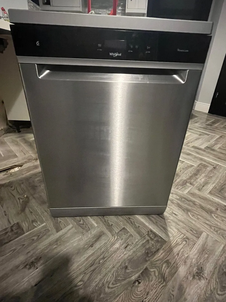 Hot point Dishwasher - Image 2