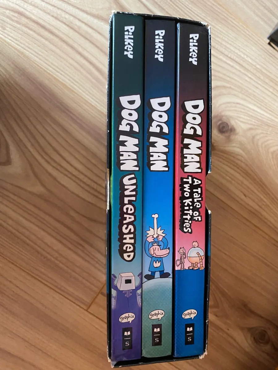 Dog man books - Image 1