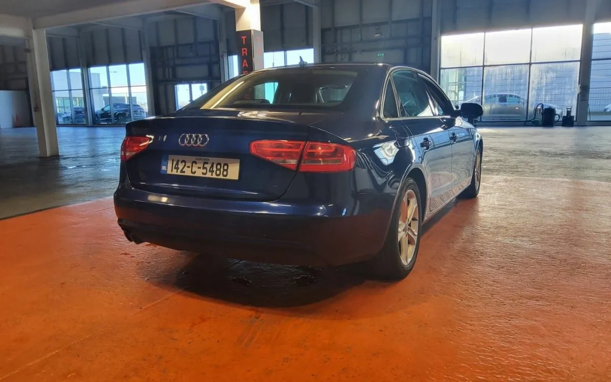 Audi A4 2.0TDI 136HP Ultra SE - Image 4