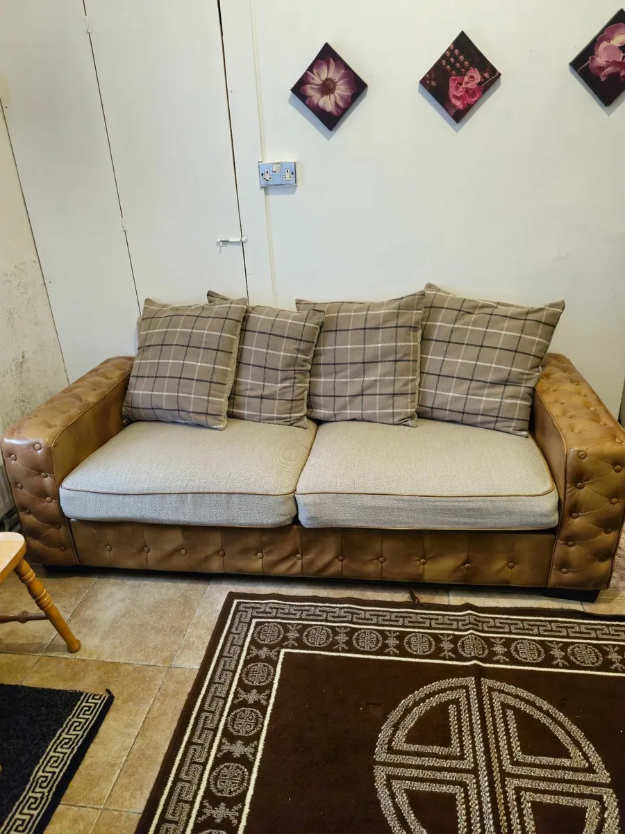 Sofabed - Image 1