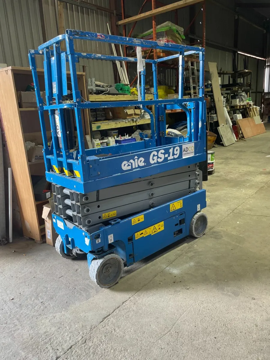 Genie Scissors lifts - Image 2