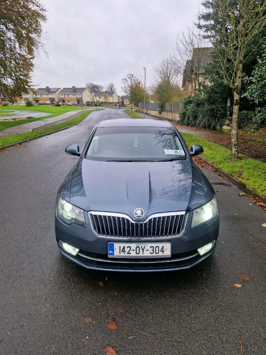 Skoda superb - Image 4