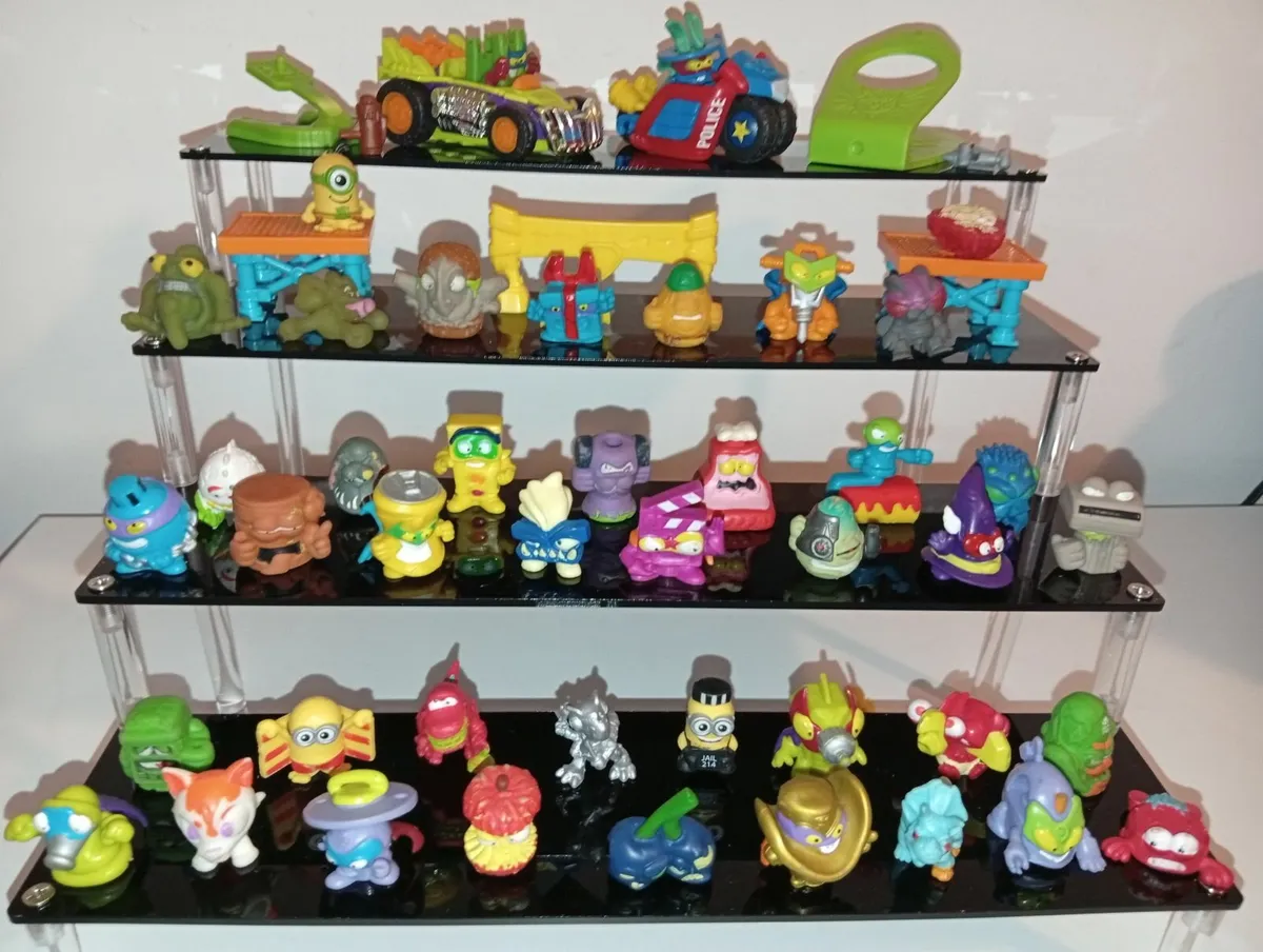 Collection of Superzings figures all in pictures - Image 1