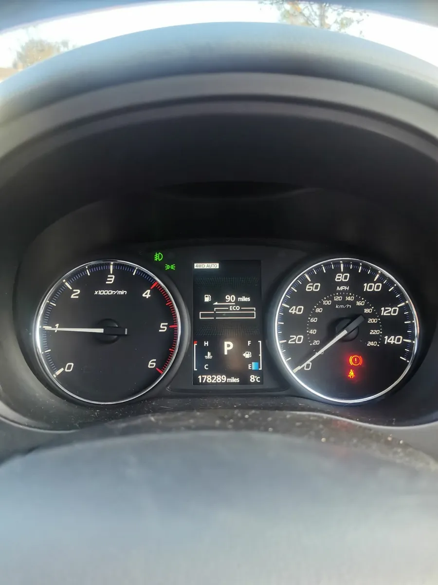 Mitsubishi Outlander 2013 - Image 2