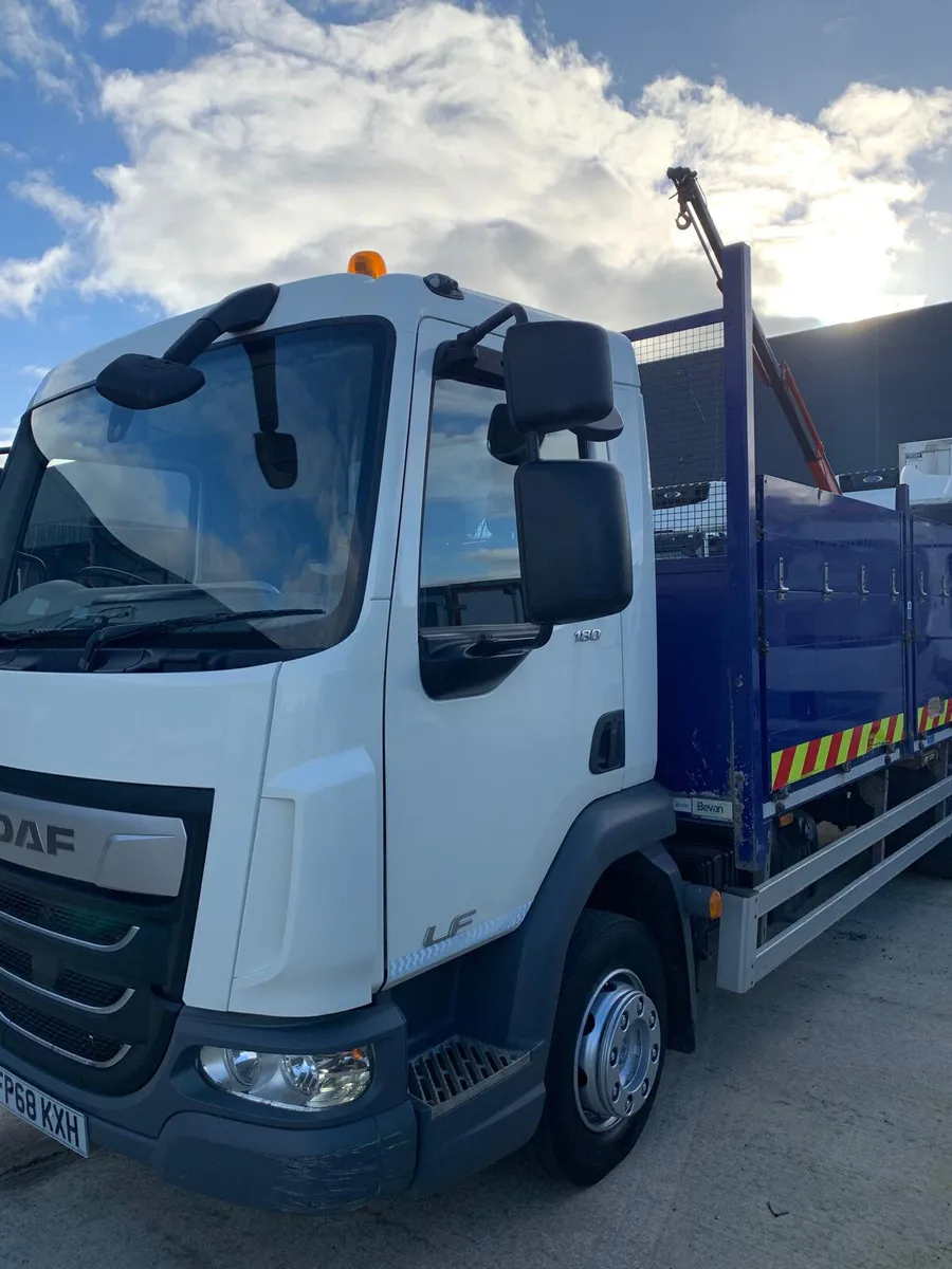 December 2018 DAF 45 180 12T Crane Lorry - Image 3