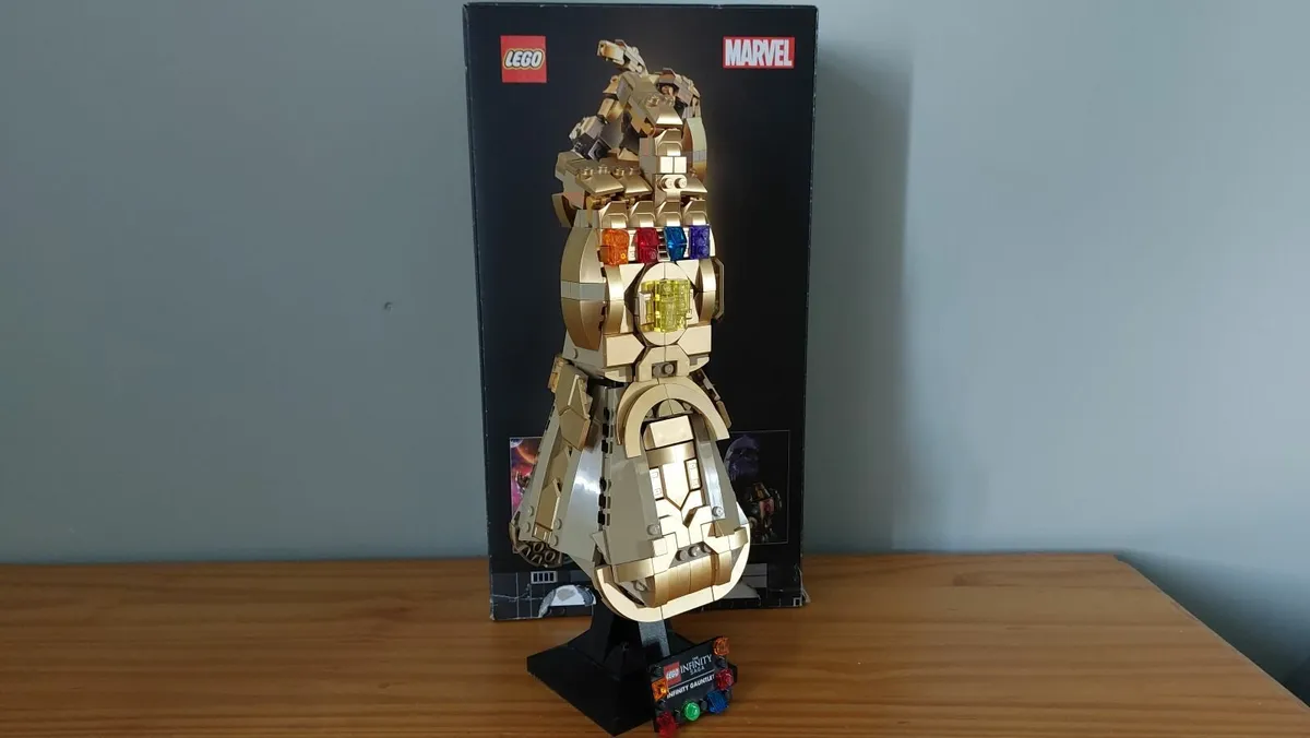 Lego Marvel Infinity Gauntlets 76191 & 76223 - Image 4