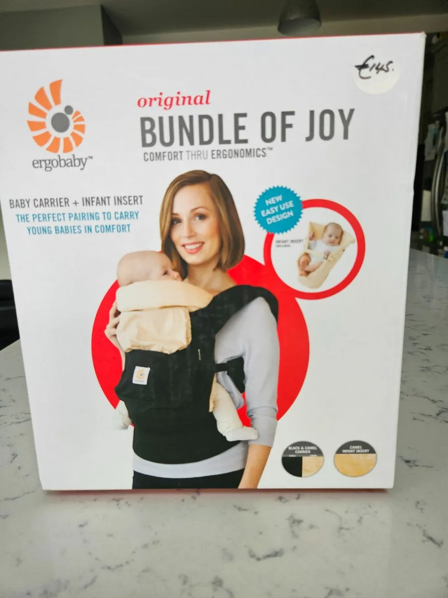 Ergobaby baby carrier with infant insert - Image 1