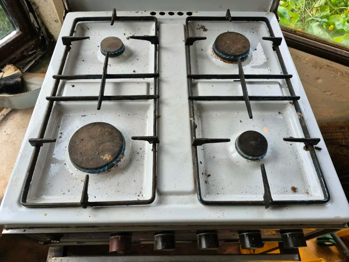 Gas cooker - Image 2