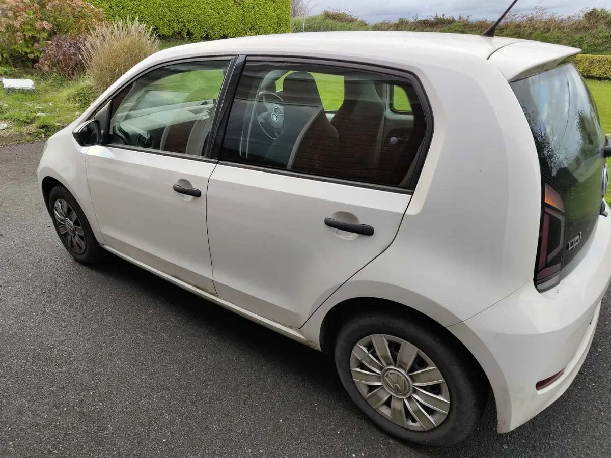 Volkswagen up! 2018 - Image 3