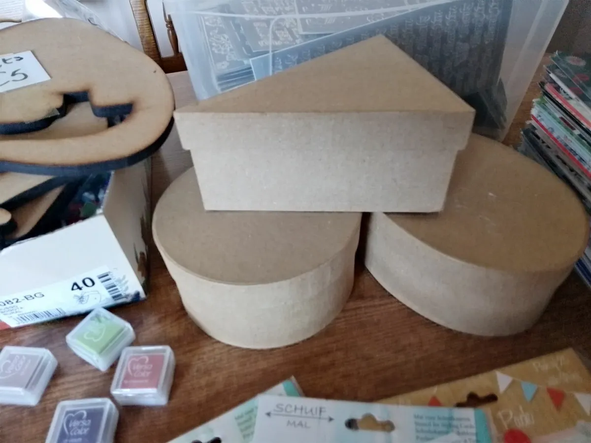 Card making craft supplies - Image 1