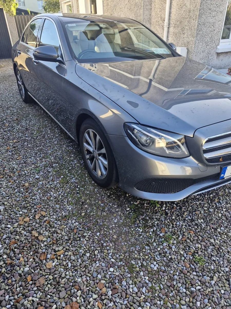 Mercedes E Class, Low mileage - Image 3