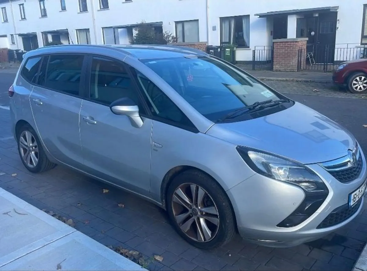2016 Vauxhall Zafira - Image 1