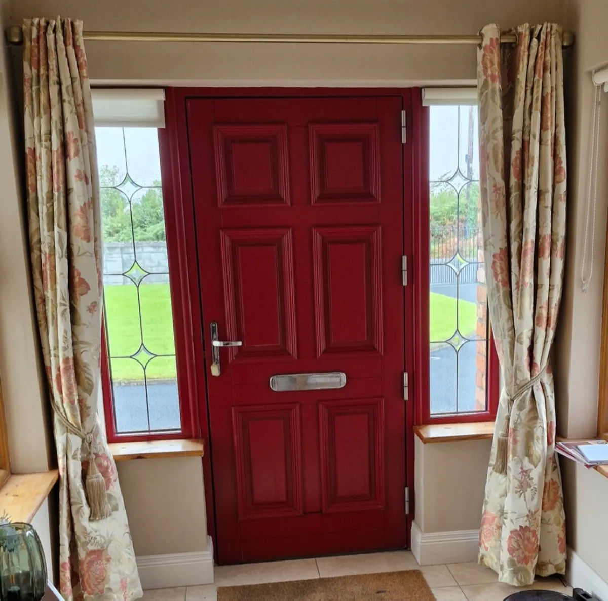 Curtain and Curtain Rail