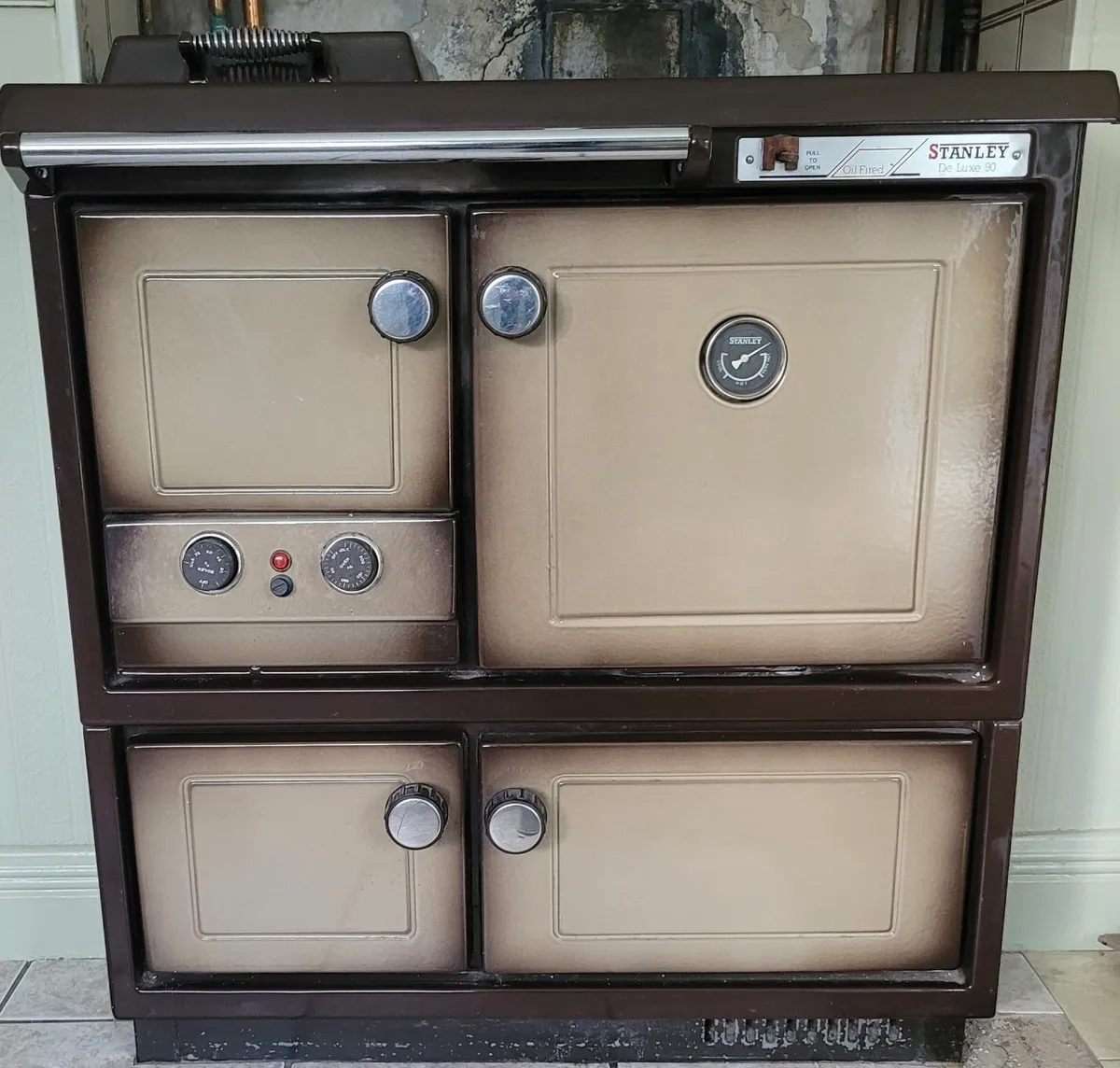 Stanley De Luxe 90 Oil Fired Range - Image 1