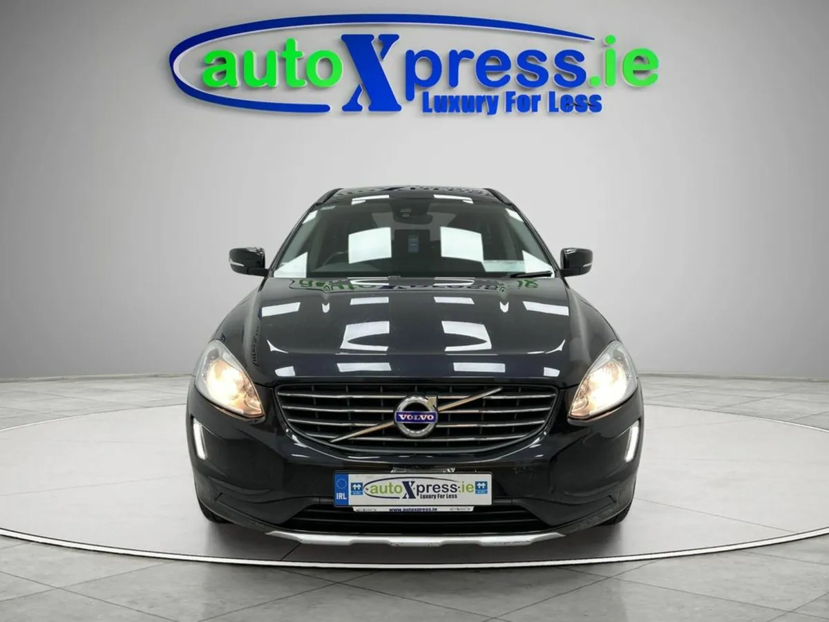 Volvo XC60 2.0 Automatic - Image 3