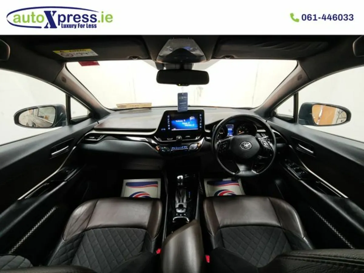 Toyota C-HR 1.8 Excel CVT Automatic, Reversing cam - Image 2