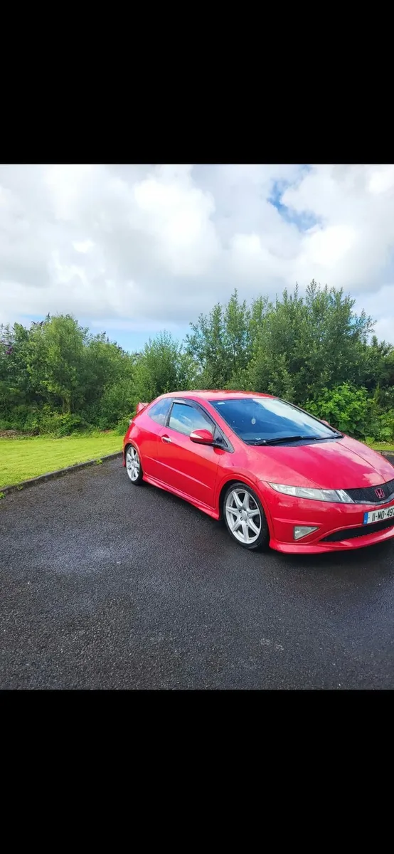 Red honda civic 1.3 petrol - Image 2