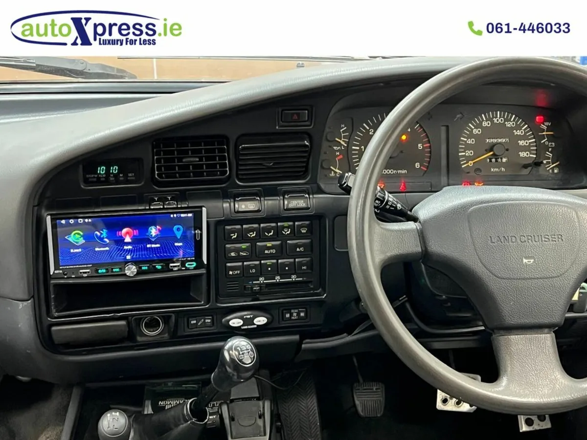 Toyota Land Cruiser VX 4.2td 80 series 4x4 - Image 2