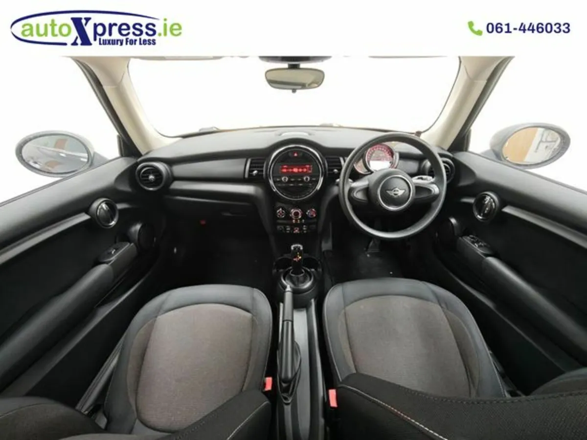 Mini Cooper ONE 1.5 Automatic - Image 4