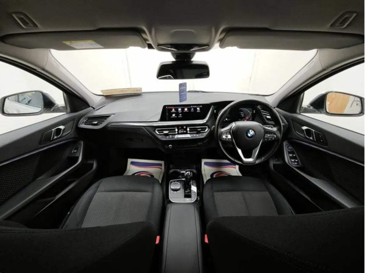 BMW 1-Series 118 D Automatic, Reversing camera - Image 2