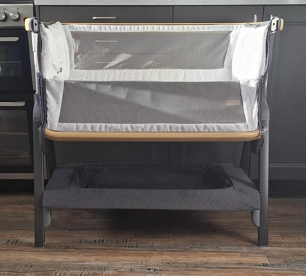 Tutti Bambini Cozee lite next to me crib - Image 1