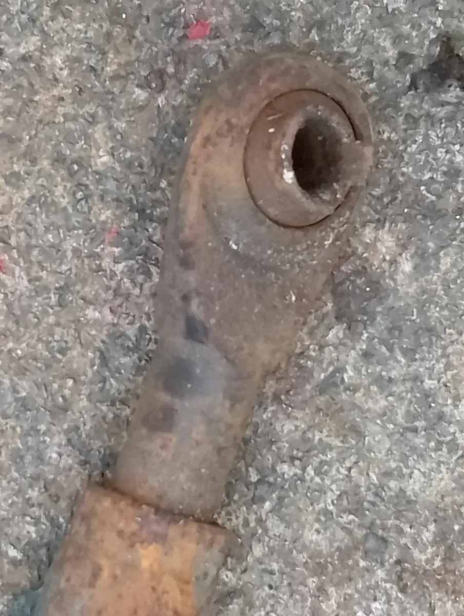 Vintage Massey Ferguson T20 top link - Image 4