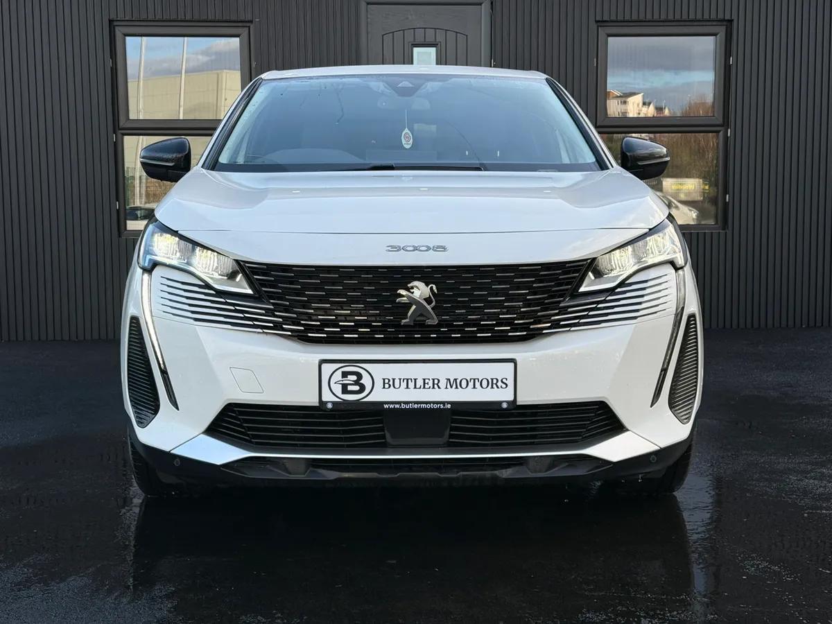 2022 Peugeot 3008 1.5D Allure - Image 4