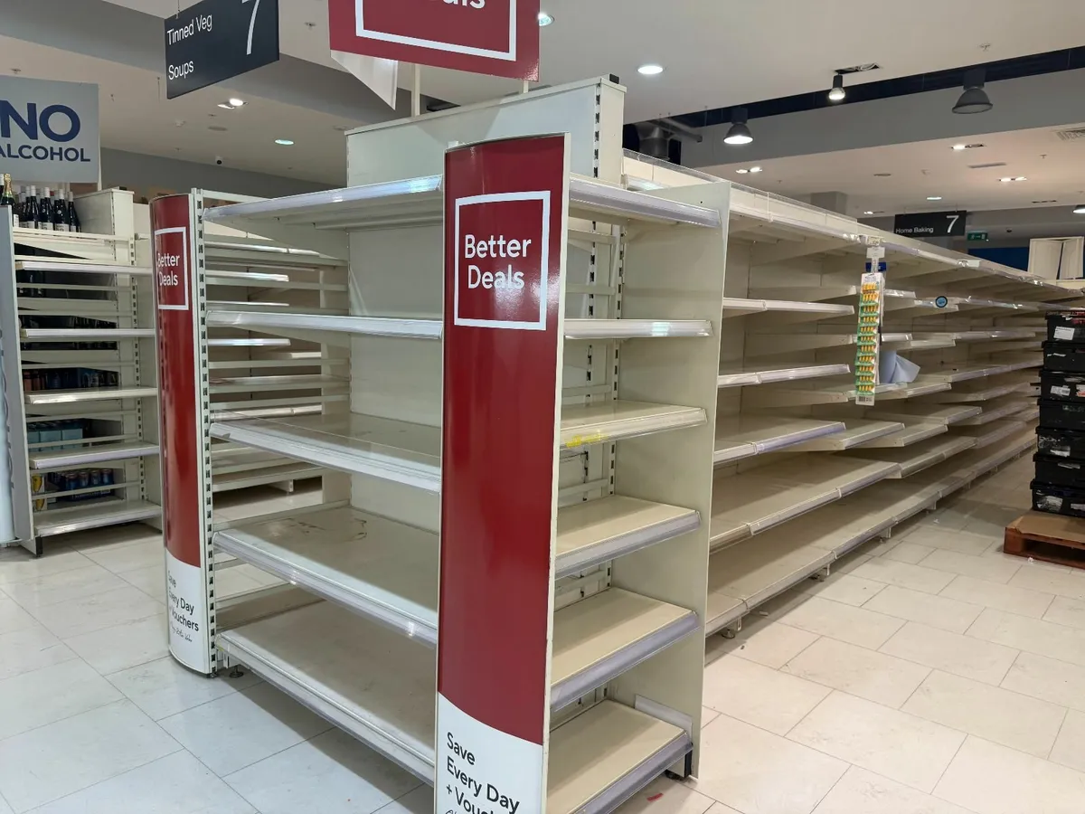 Online Auction Of Bays of Shop Shelving & More! - Image 4