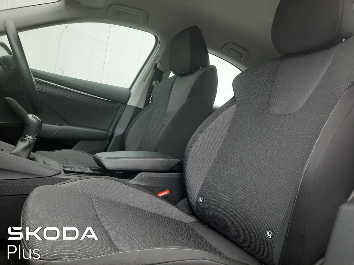 Skoda Octavia **AMBITION**  2.0TDI 115HP - Image 4