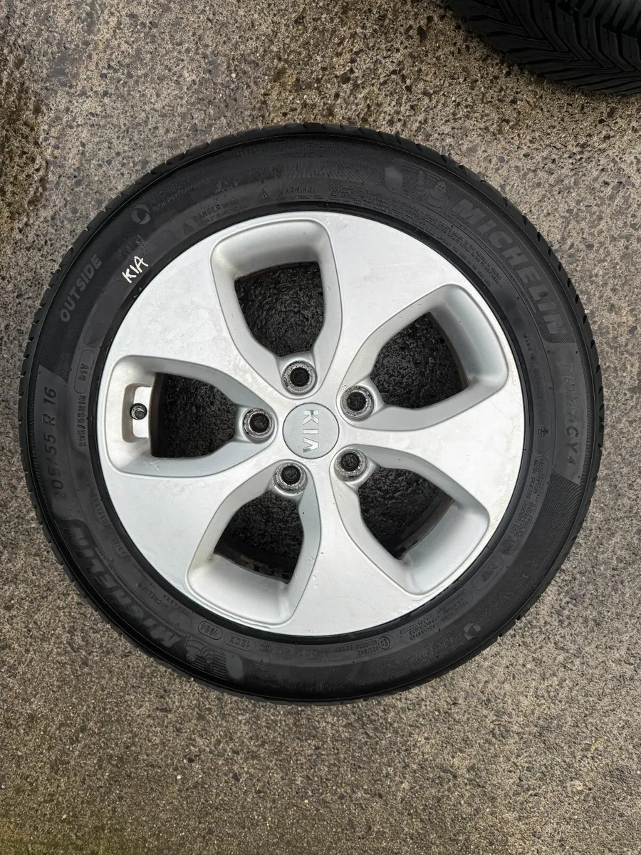 KIA 16” ALLOY WHEELS - Image 1