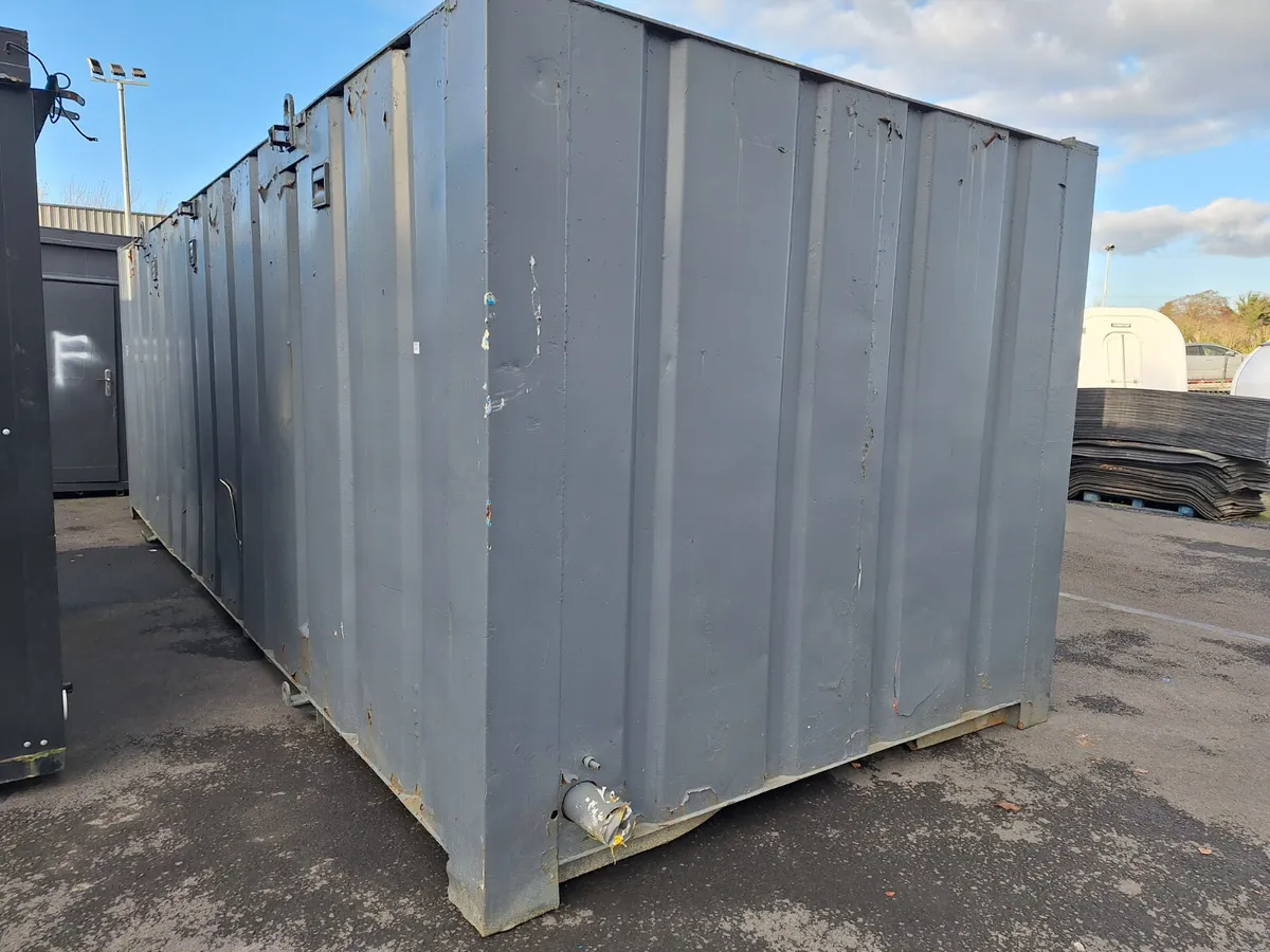 Approx: 24 x 9 Toilet Block Container For Auction - Image 2