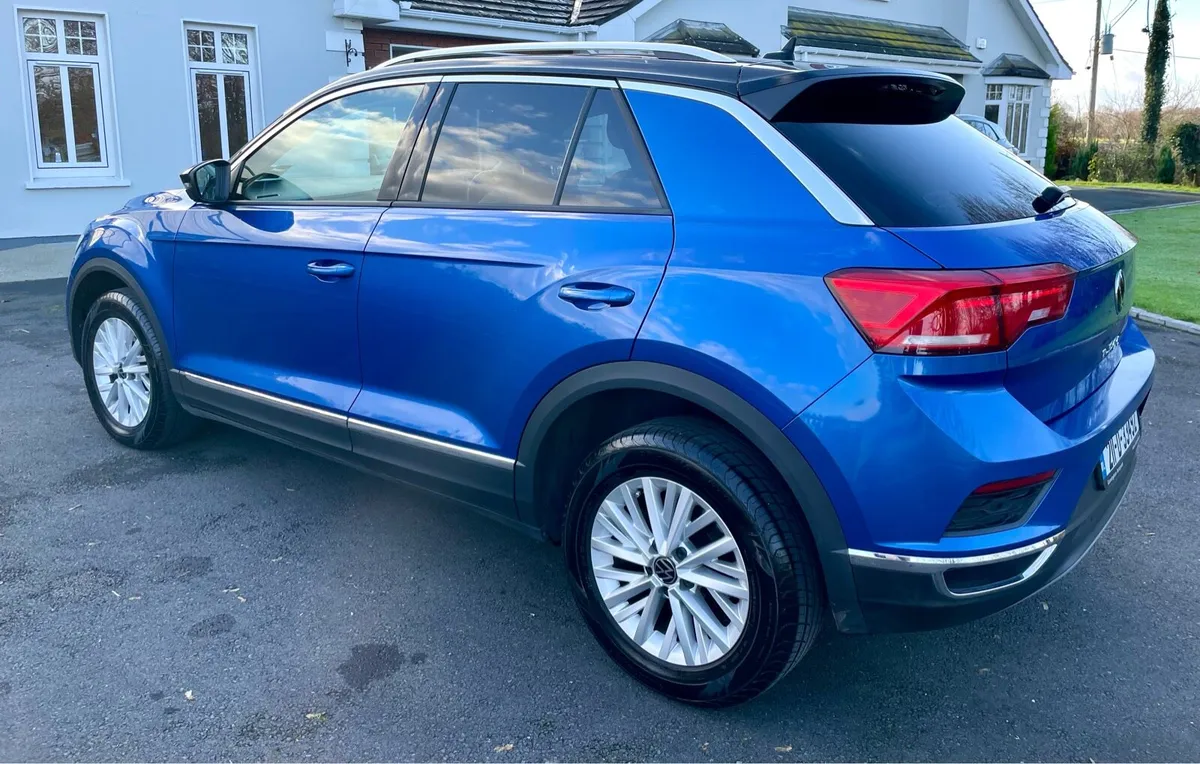 VW T Roc  SUV Design Model - Image 4