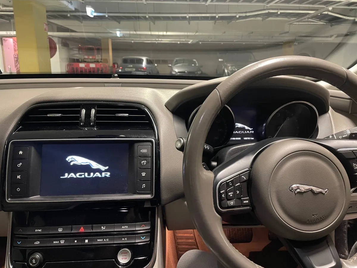 Jaguar EX 2015 - Image 3