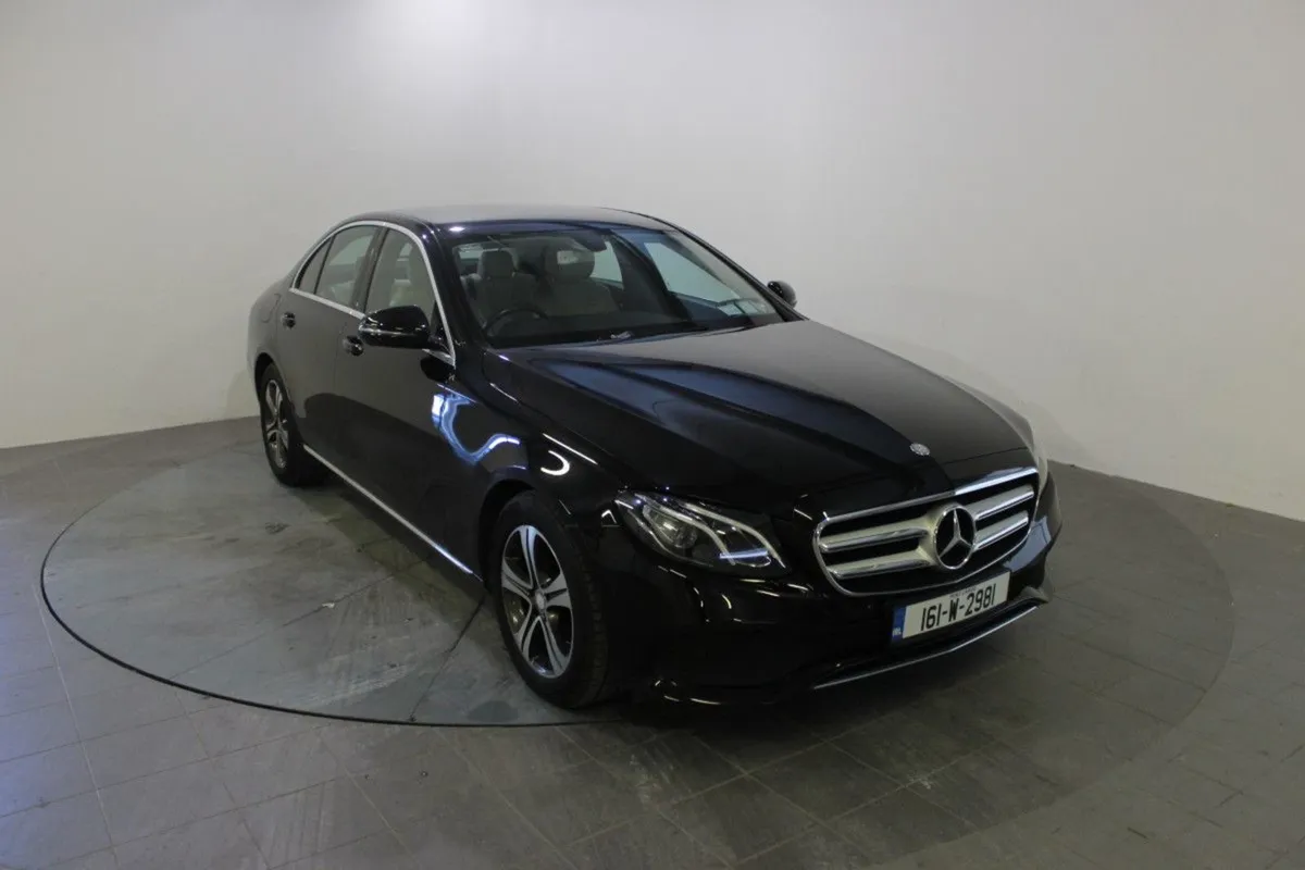 Mercedes-Benz E-Class E220d Avantgarde 4DR - Image 1