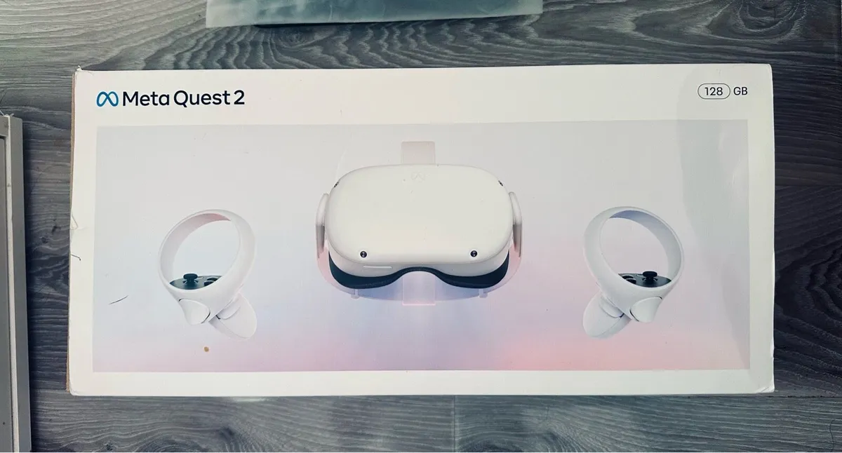 Oculus Meta Quest 2, 128gb + Elite Head Strap+ Fit - Image 1