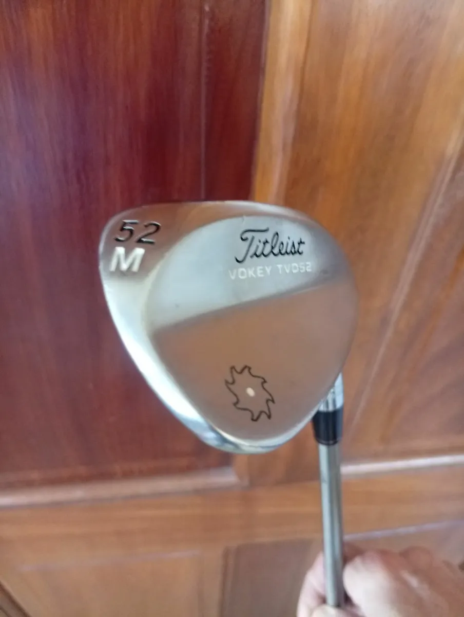Titleist  SM4 TVD 52 Degree Tour Wedge - Image 2