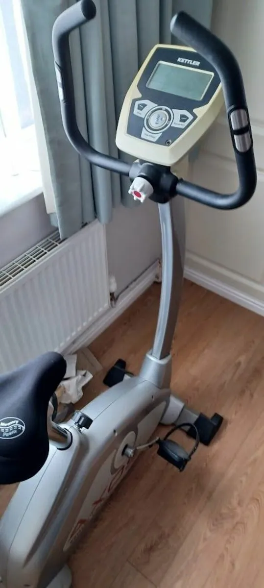 Electric computer Exercise bycycle - Image 1