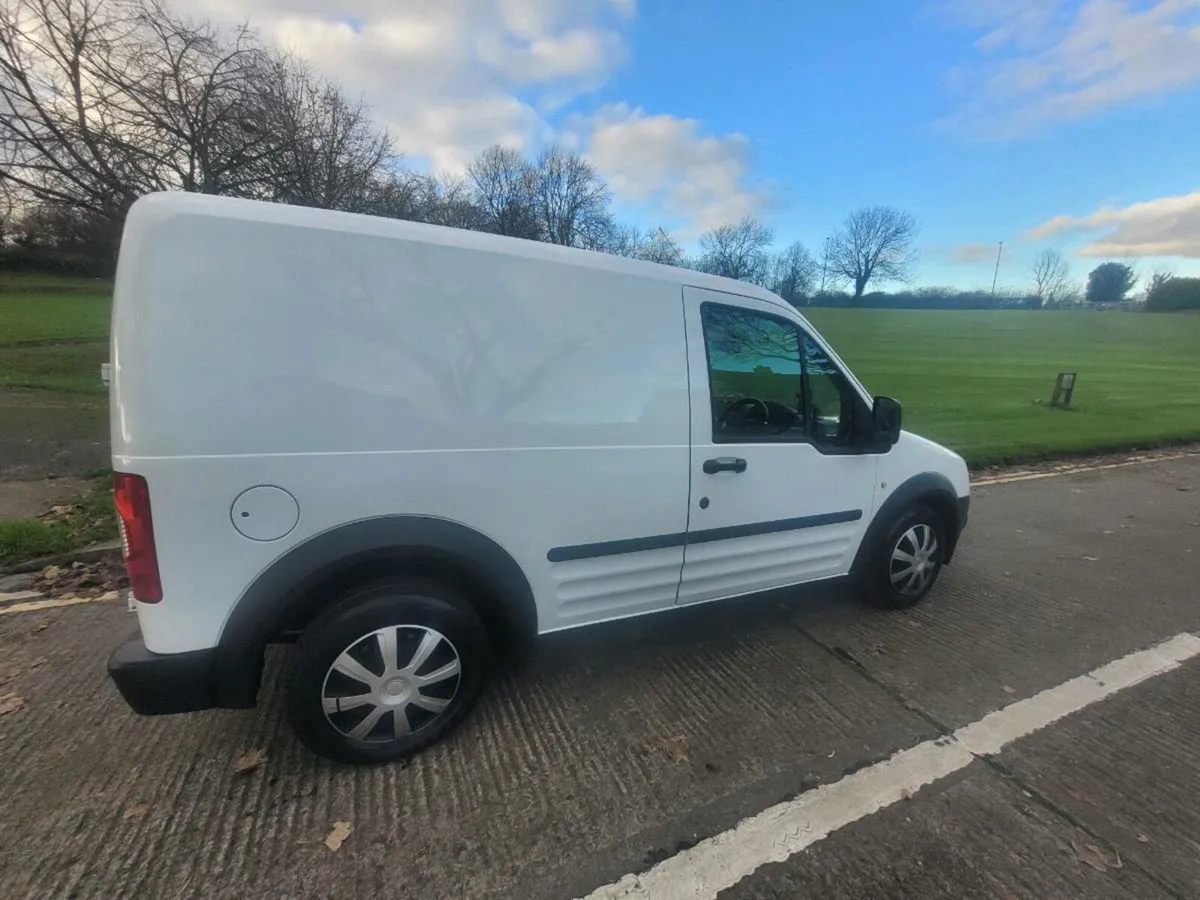 Ford transit conect 1.8 Diesel - Image 2