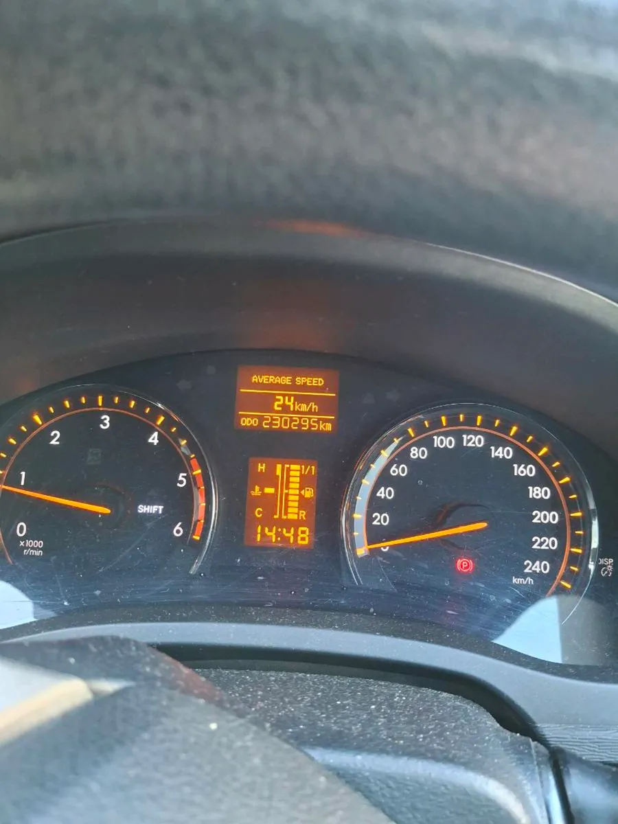 Toyota avensis - Image 2