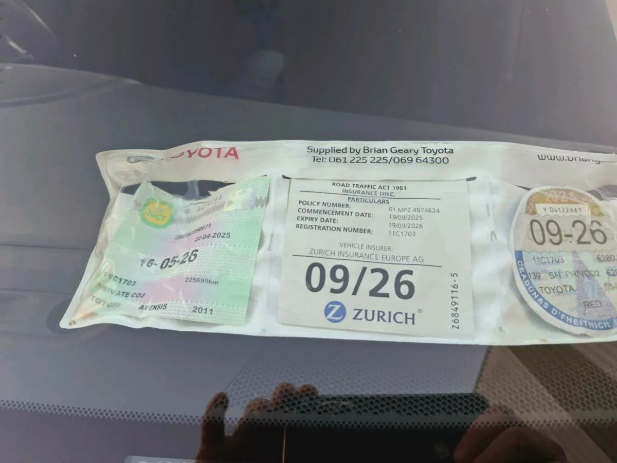 Toyota avensis - Image 3