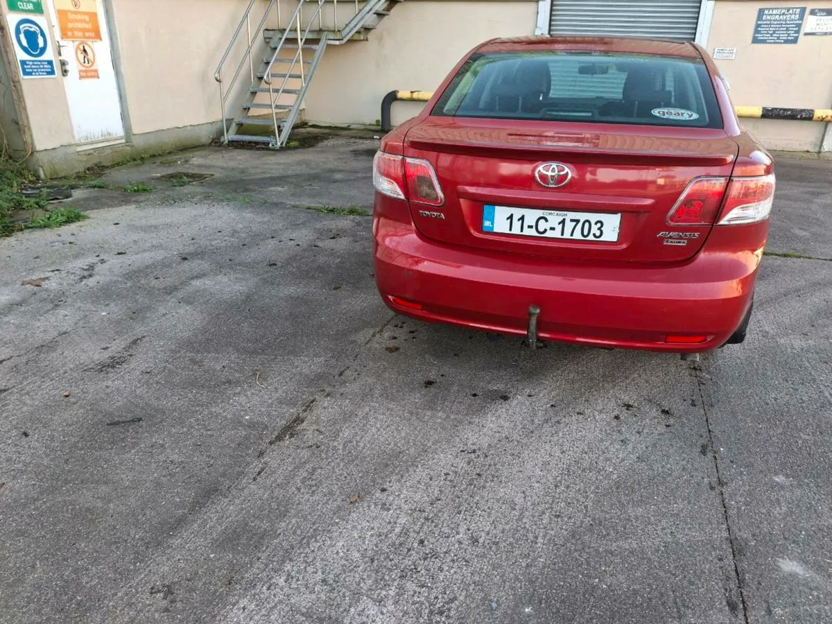 Toyota avensis - Image 4