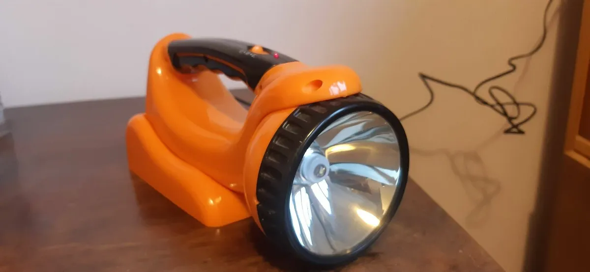 Rechargeable torch - Image 1