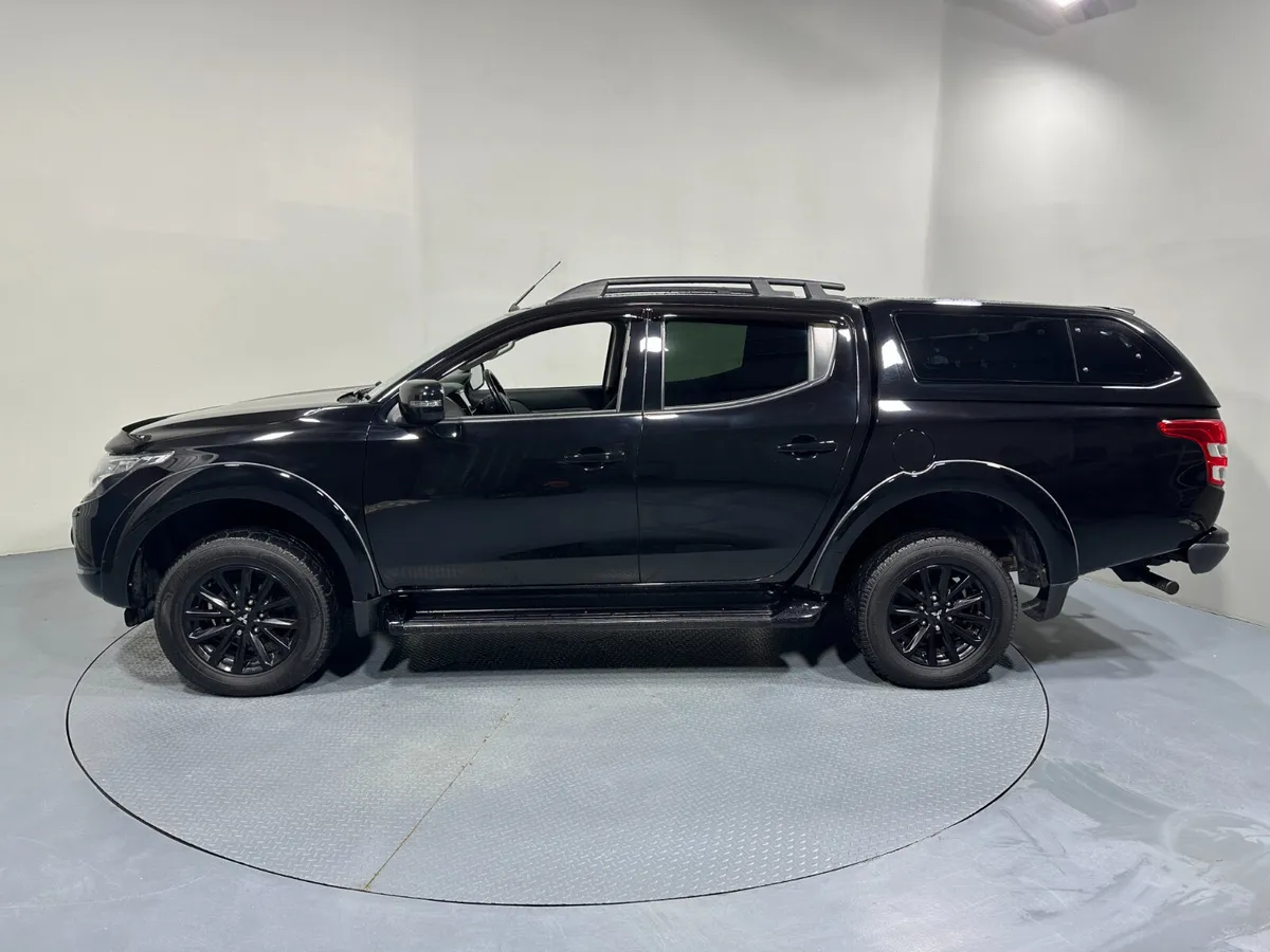 Mitsubishi L200 2.4 DID Barbarian Black Edition 19 - Image 4