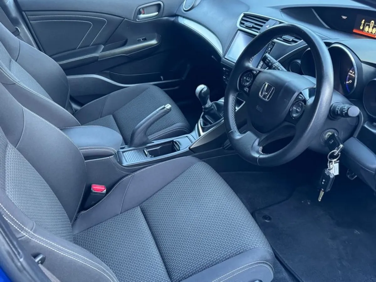 2016 Honda Civic 1.6 Dtec New NCT - Image 2