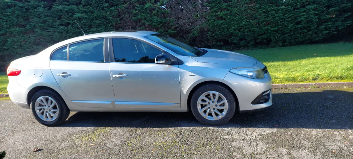 Renault Fluence 2016 - Image 2