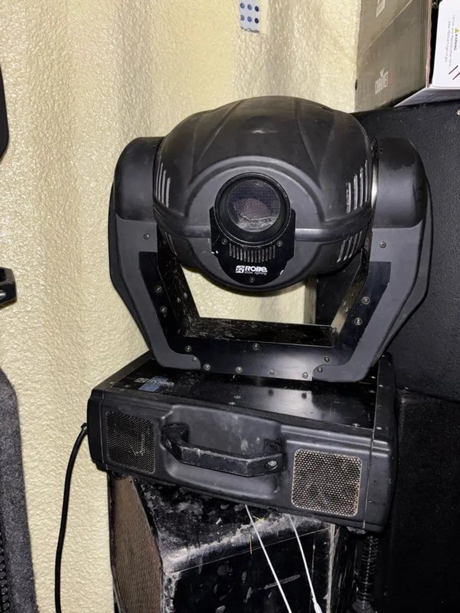 Robe 250 Moving Heads - Image 4