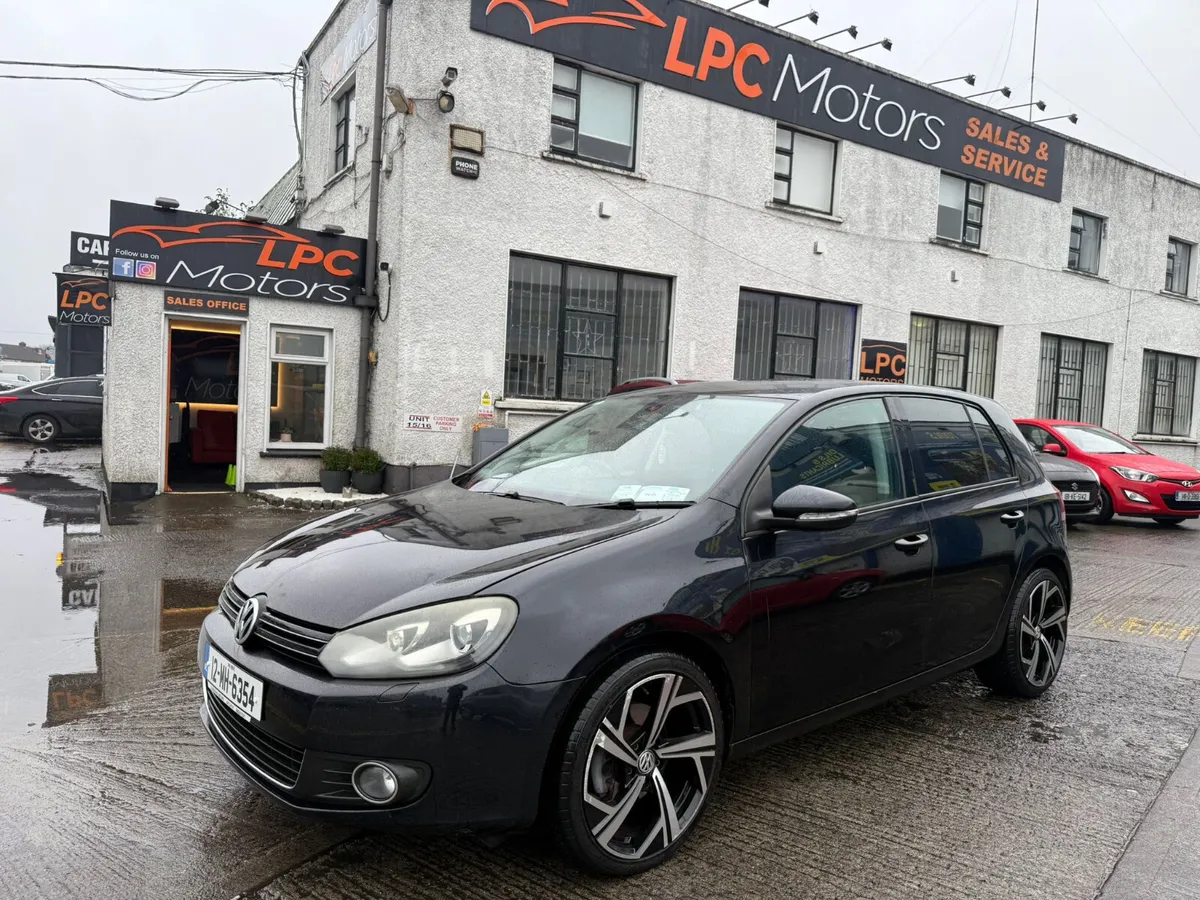 Volkswagen Golf 2012 Automatic - Image 1