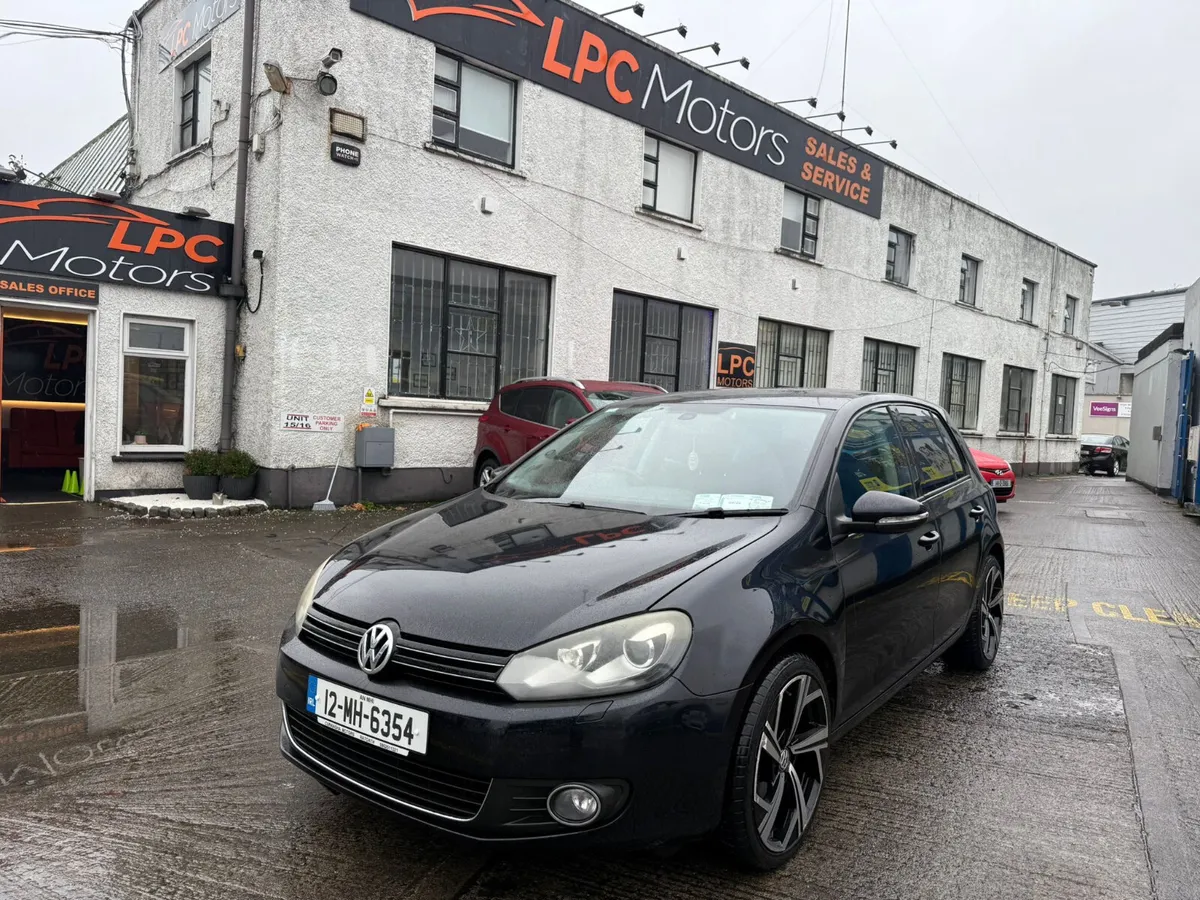 Volkswagen Golf 2012 Automatic - Image 3
