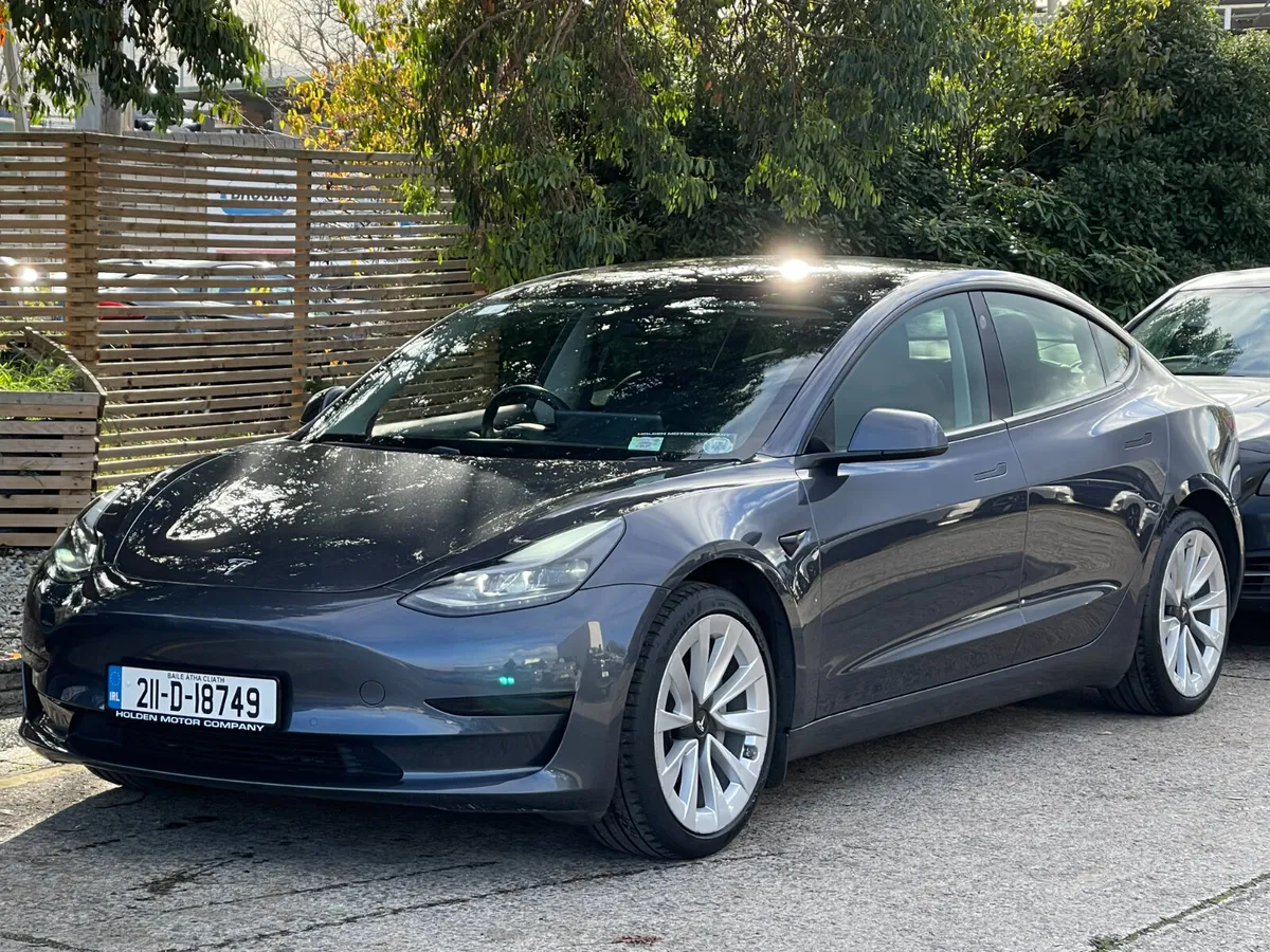 2021 Tesla Model 3.PAN ROOF.HEATED SEATS.LOW MILES - Image 1