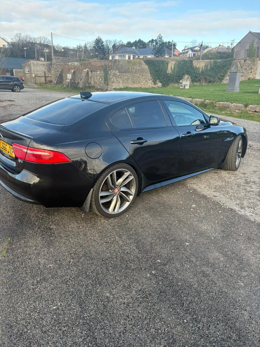Jaguar xe automatic - Image 1